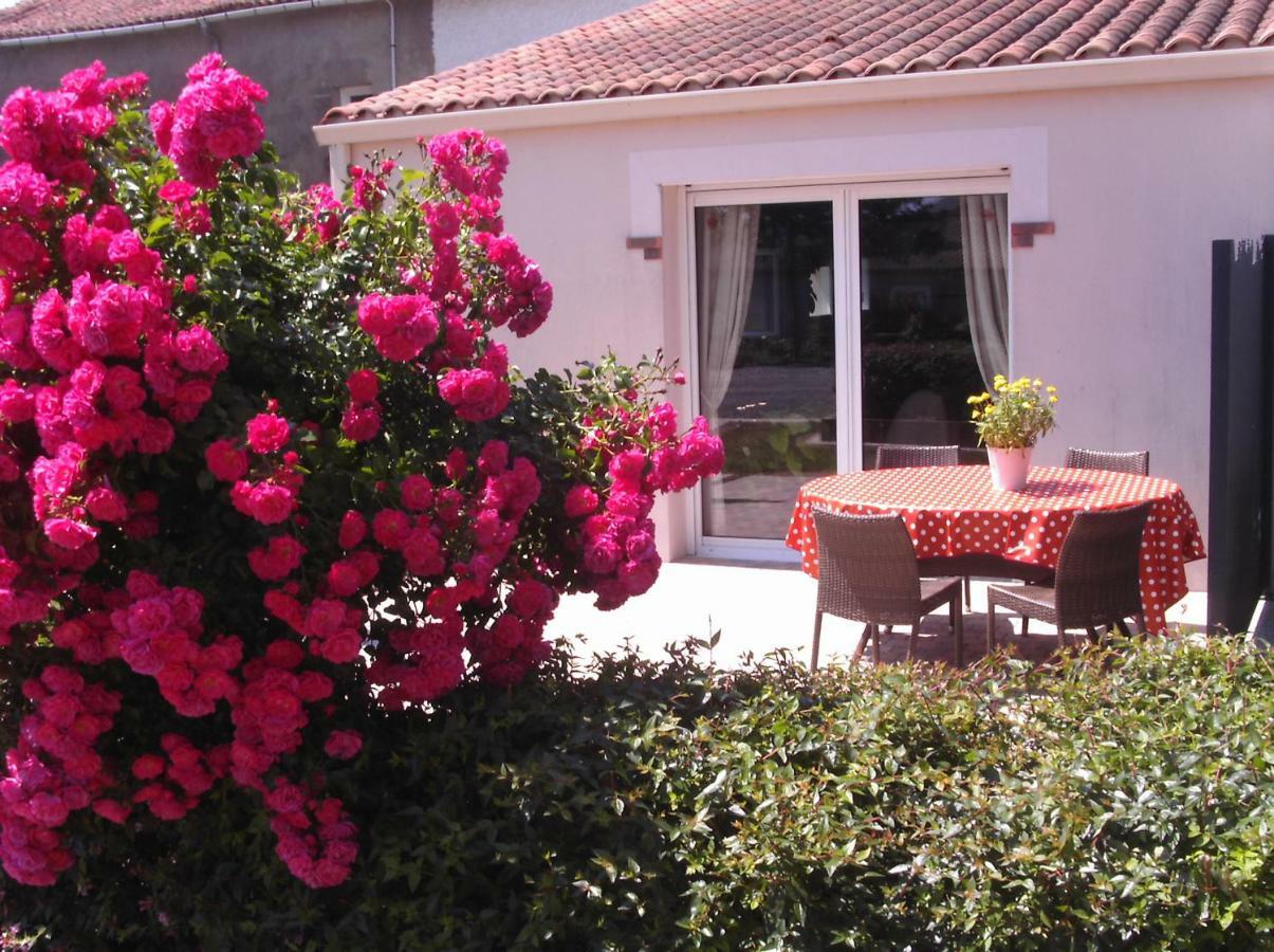 Gite Le Logis Mouchamps Esterno foto